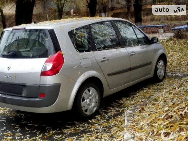 Renault Grand Scenic 2008 года