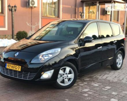 Renault Grand Scenic 2010 года