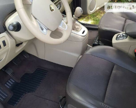 Renault Grand Scenic 2011 года - Фото 2 авто