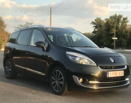 Renault Grand Scenic 2013 года