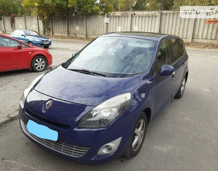 Renault Grand Scenic 2009 года