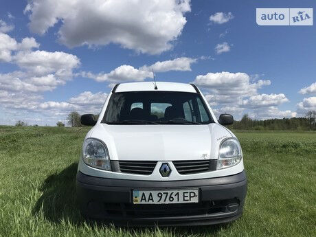 Renault Kangoo пасс. 2007 года