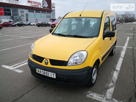 Renault Kangoo пасс. 2008 года