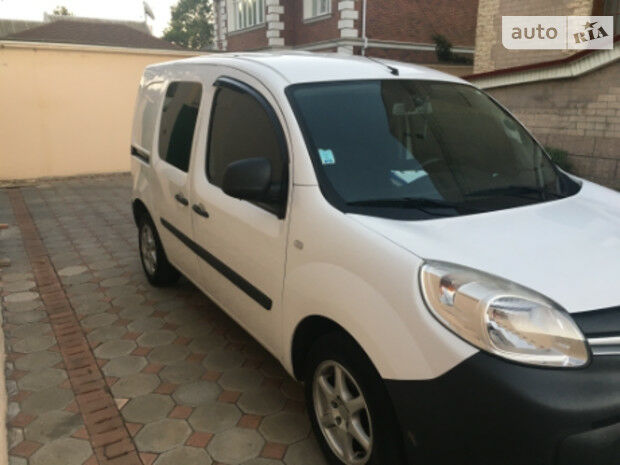 Renault Kangoo пасс. 2014 года