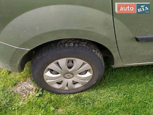 Renault Kangoo пасс. 2008 года