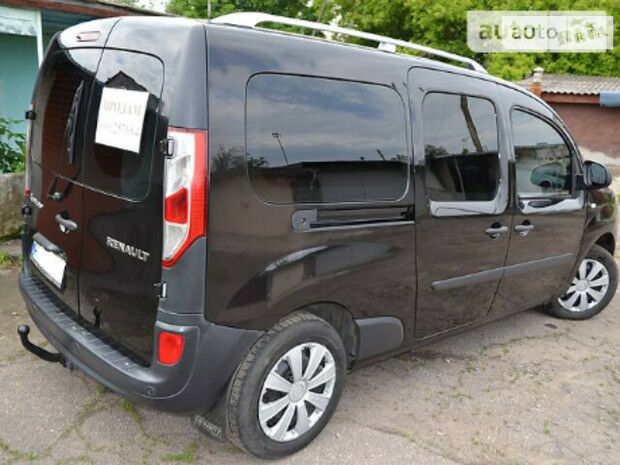 Renault Kangoo пасс. 2013 года
