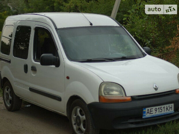 Renault Kangoo пасс. 2000 года