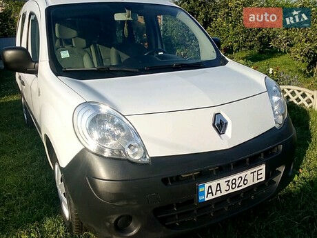 Рено Кенгу пасс. 2012 года Renault Kangoo пасс. 2012 года