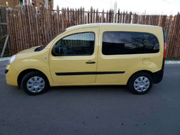 Renault Kangoo пасс. 2008 року