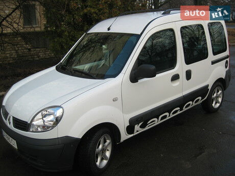 Renault Kangoo пасс. 2008 года