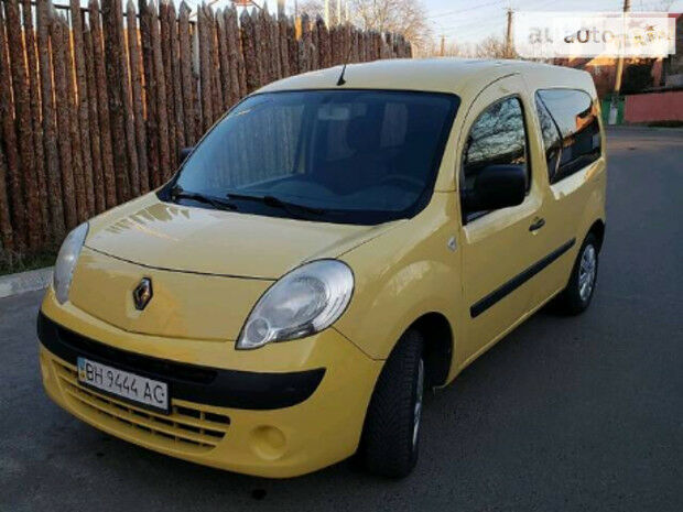 Renault Kangoo пасс. 2008 года