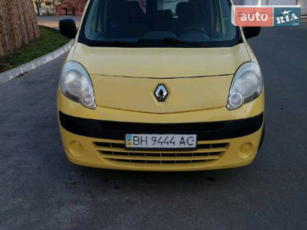Renault Kangoo пасс. 2008 года