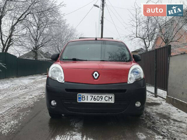 Renault Kangoo пасс. 2012 года