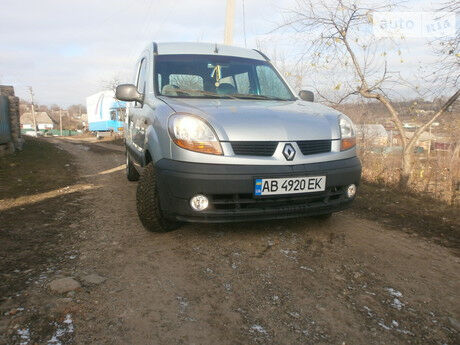 Renault Kangoo пасс. 2005 року