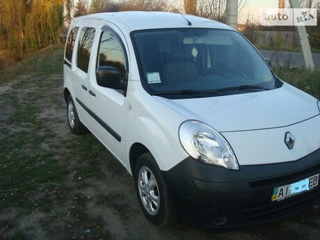 Renault Kangoo пасс. 2009 года