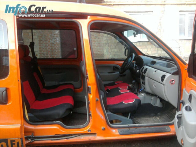 Renault Kangoo пасс. 2006 года