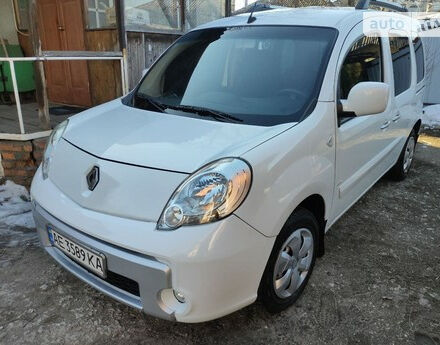 Renault Kangoo пасс. 2012 року