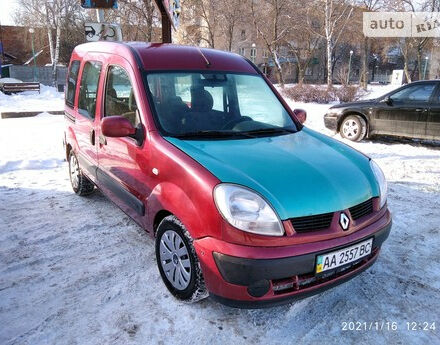 Renault Kangoo пасс. 2006 года