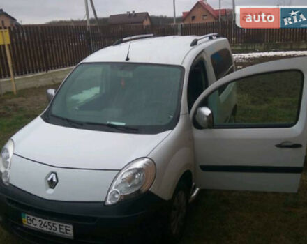 Renault Kangoo пасс. 2011 года