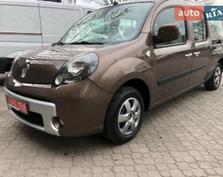 Renault Kangoo пасс. 2014 года