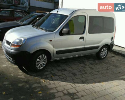 Renault Kangoo пасс. 2004 года