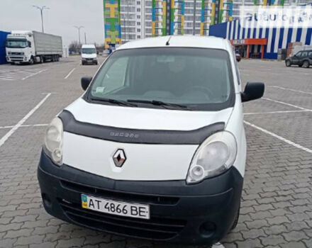 Renault Kangoo пасс. 2010 года - Фото 2 авто