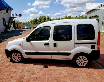 Renault Kangoo пасс. 2004 года