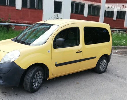 Renault Kangoo пасс. 2012 года