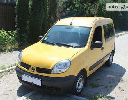 Renault Kangoo пасс. 2007 года