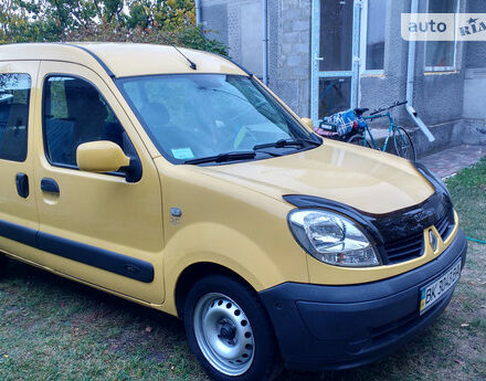 Renault Kangoo пасс. 2008 года