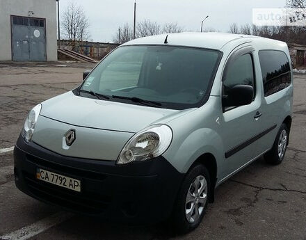 Renault Kangoo пасс. 2009 года