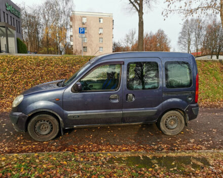 Renault Kangoo пасс. 2003 года