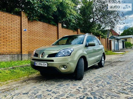 Рено Колеос 2009 года Renault Koleos 2009 года