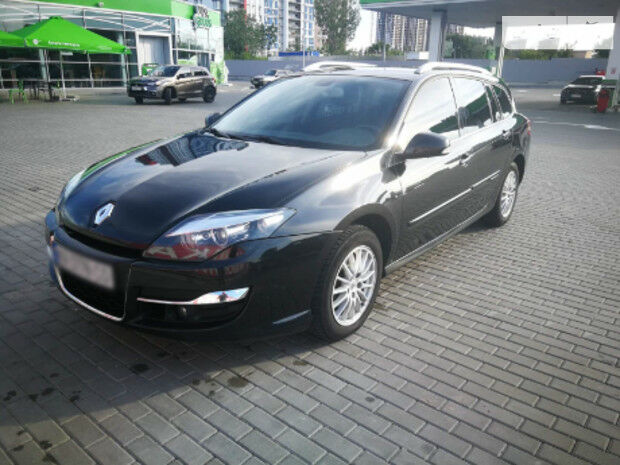 Renault Laguna 2012 года