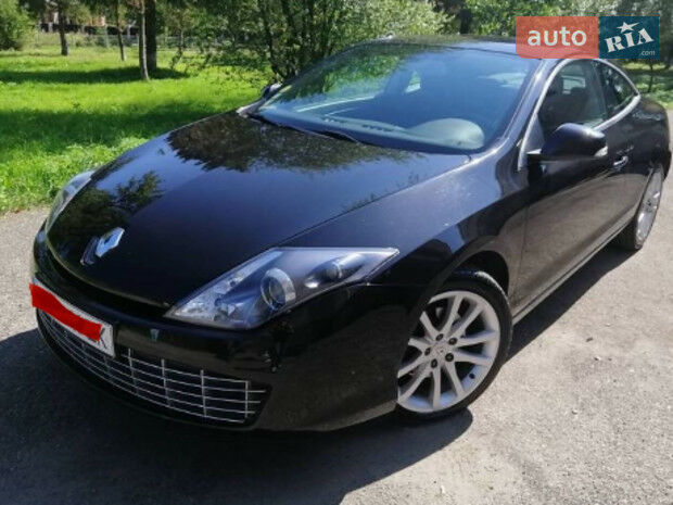 Renault Laguna 2011 року