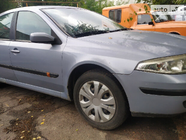 Renault Laguna 2002 года