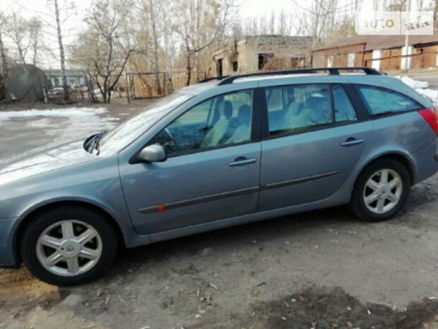 Рено Лагуна 2004 года Renault Laguna 2004 года