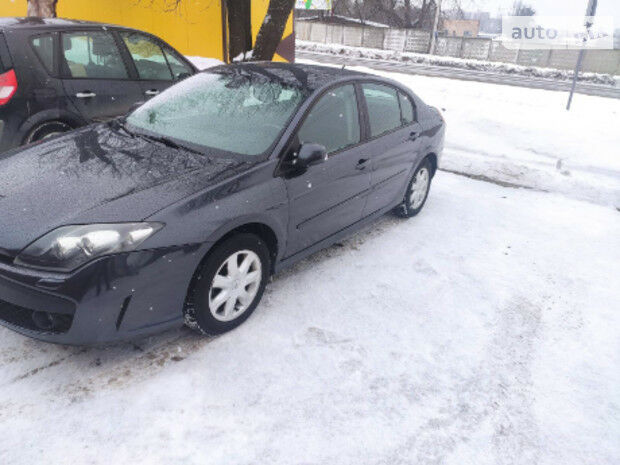 Renault Laguna 2009 года