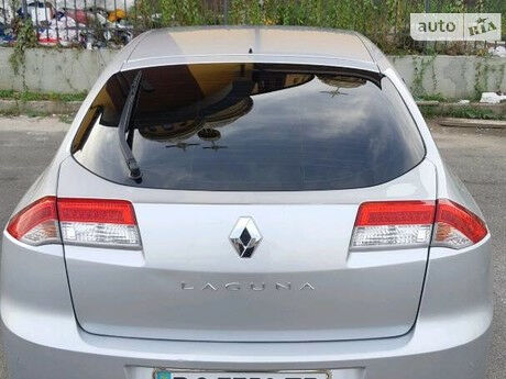 Рено Лагуна 2007 року Renault Laguna 2007 року