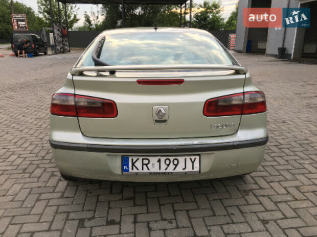 Renault Laguna 2002 года