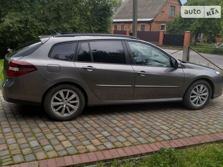 Renault Laguna 2008 года