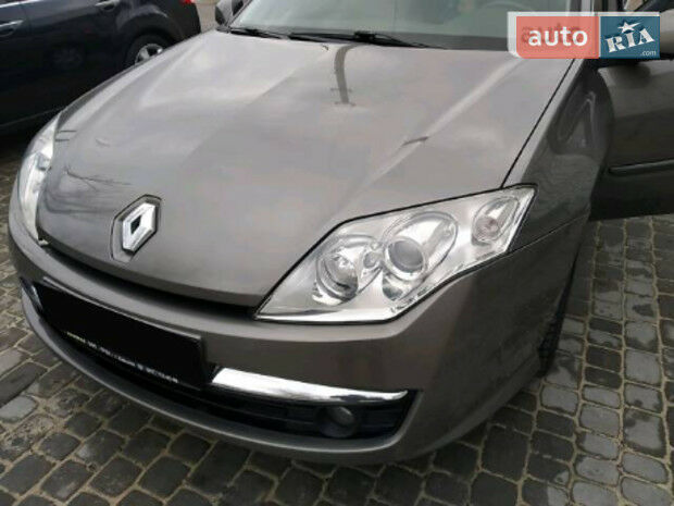 Рено Лагуна 2008 року Renault Laguna 2008 року