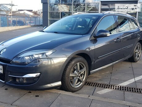 Renault Laguna 2012 года