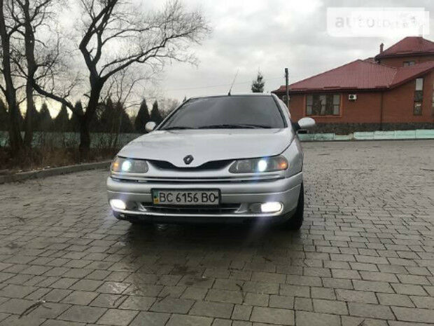 Renault Laguna 1995 года