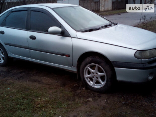 Renault Laguna 1999 года