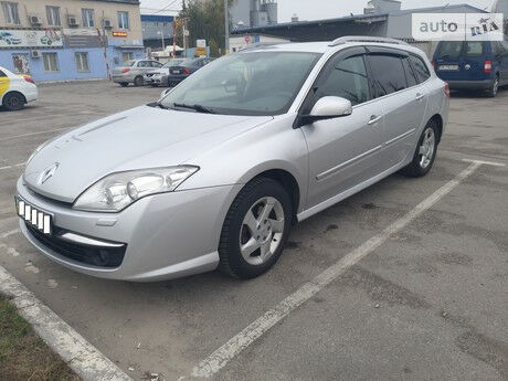 Renault Laguna 2008 года