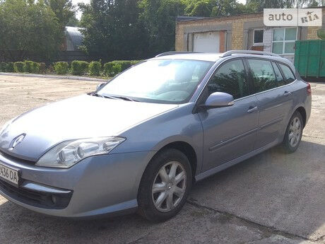 Renault Laguna 2010 года