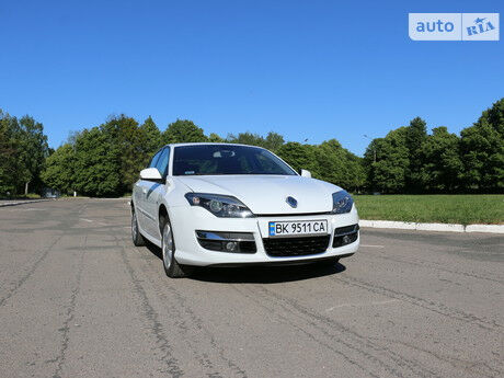 Renault Laguna 2012 року