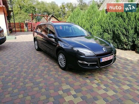 Renault Laguna 2012 года