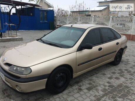 Renault Laguna 1999 года